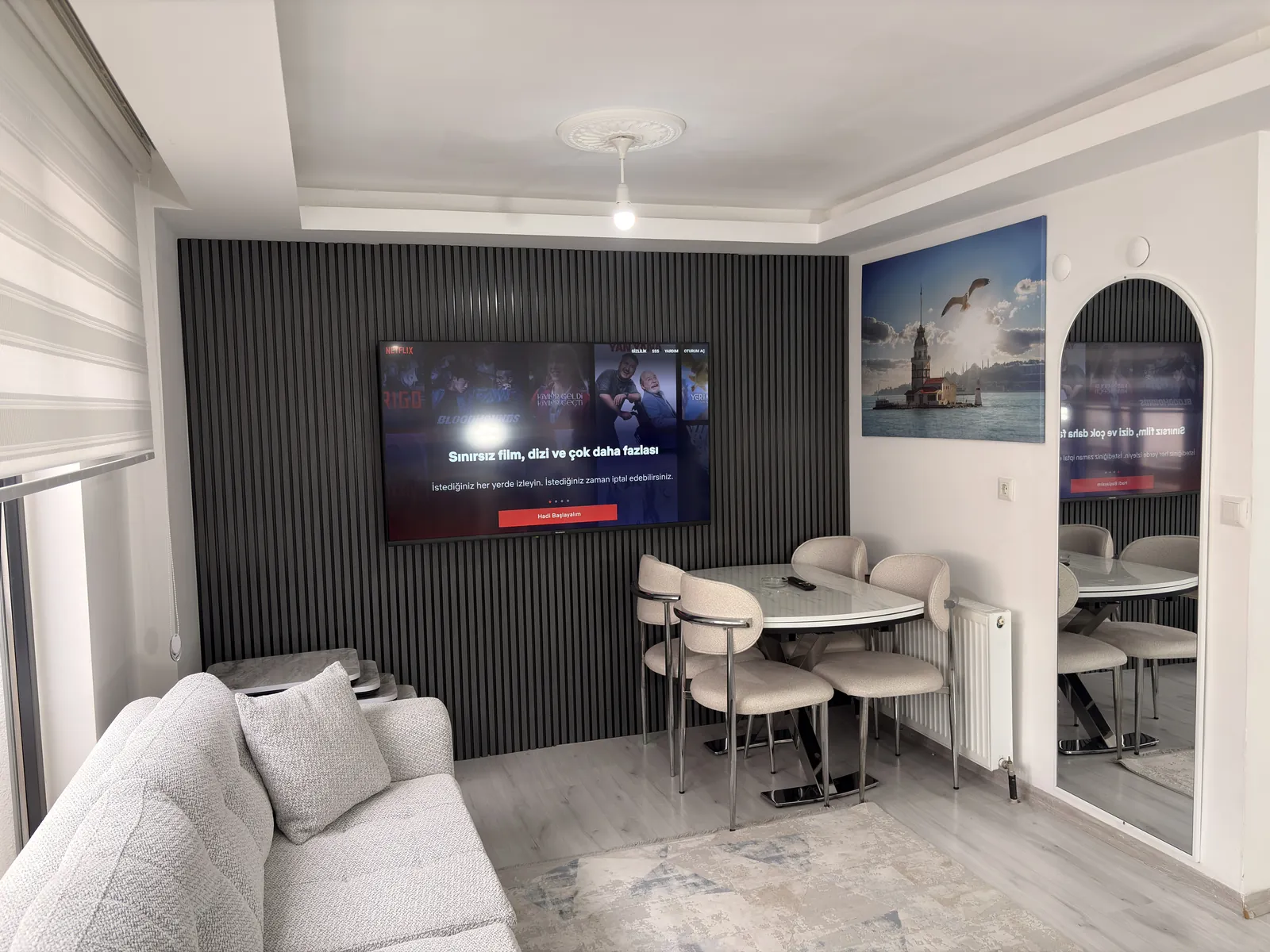 Gözde Konaklama salon ve yemek alanı
